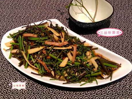 三丝炒蕨菜步骤