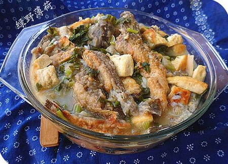 海鲶鱼雪菜炖豆腐