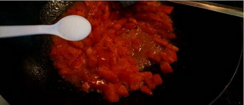 西红柿鸡蛋疙瘩汤的做法,简单开胃的西红柿鸡蛋疙瘩汤步骤8
