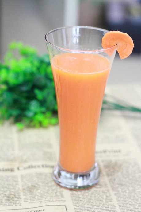 红萝卜莲藕汁的做法