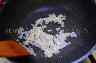 茄汁卷心菜炖鸡肉的做法步骤3