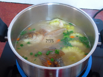 苦瓜鱼汤的做法步骤8