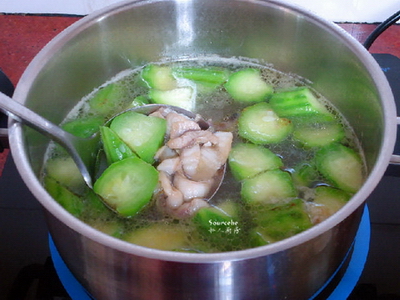 丝瓜鱼片汤的做法步骤7