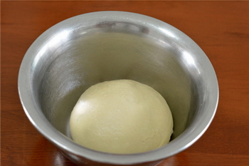 蔓越莓椰蓉面包的做法步骤4