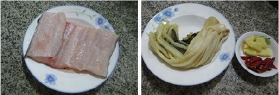 腌白菜煮鳗鱼的做法步骤1