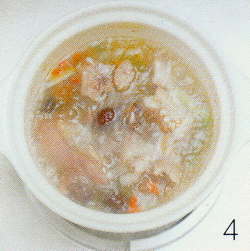 枸杞红枣猪蹄汤的做法步骤4