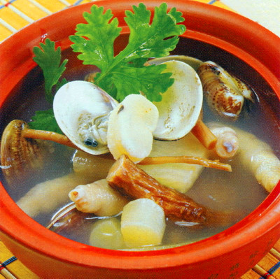 干贝萝卜蛤蜊汤的做法