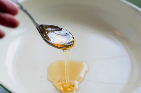 蜂蜜糖花生的做法步骤3