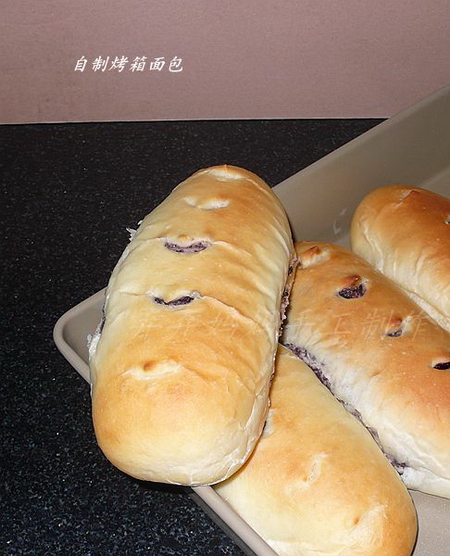蓝莓酱夹心面包的做法