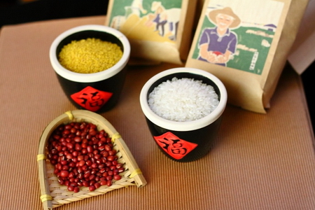 红豆黄金米饭的原料