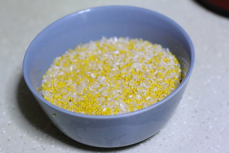 红豆黄金米饭的做法步骤2