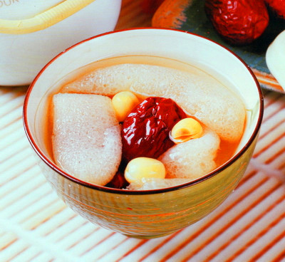 红枣竹荪养颜汤的做法