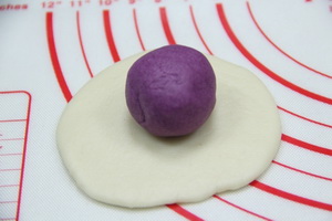 图解紫薯酥的做法的做法步骤6