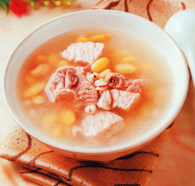 扁豆薏米排骨汤的做法