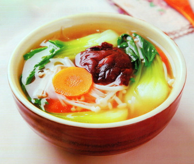 金针菇蔬菜汤的做法