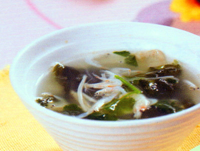 紫菜金针菇虾皮汤的做法