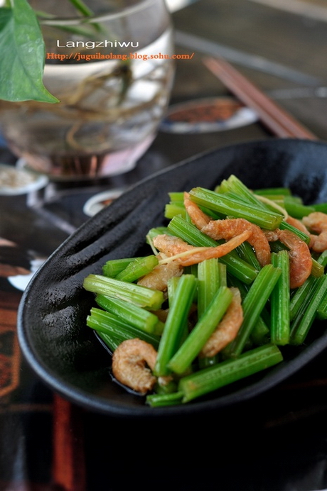(1)芹菜拌虾皮