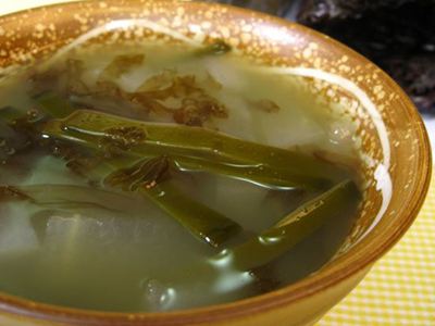 海带紫菜汤的做法步骤