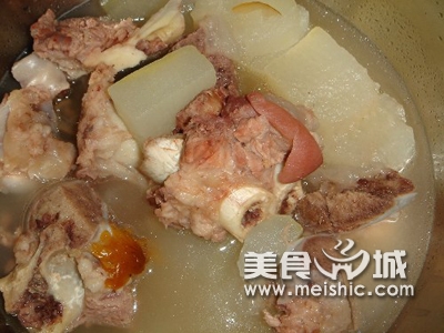 (1)火腿猪骨冬瓜汤的做法步骤