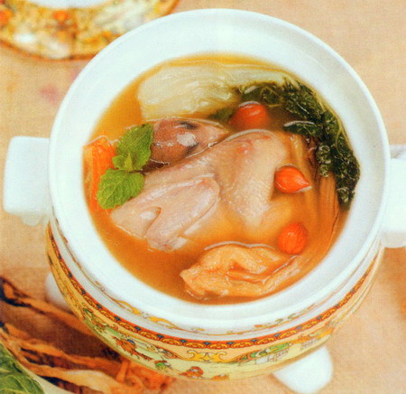 (1)罗汉果菜干鹌鹑汤的做法步骤