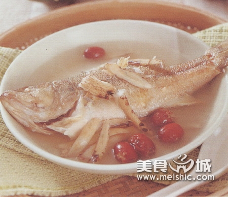 红枣北芪鲈鱼汤的做法步骤